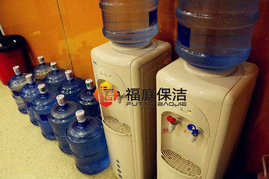 飲水機(jī)清洗 飲水機(jī)清洗